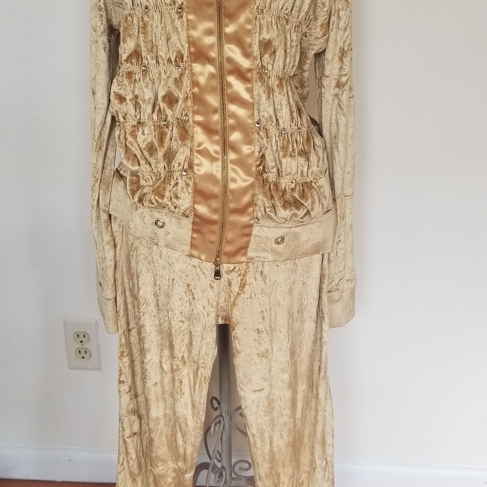 Home velour costum